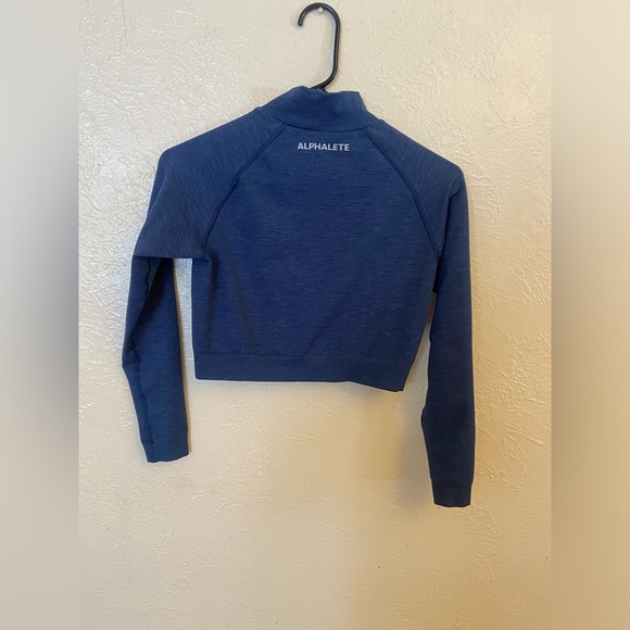 Alphalete sweater - Picture 6 of 10